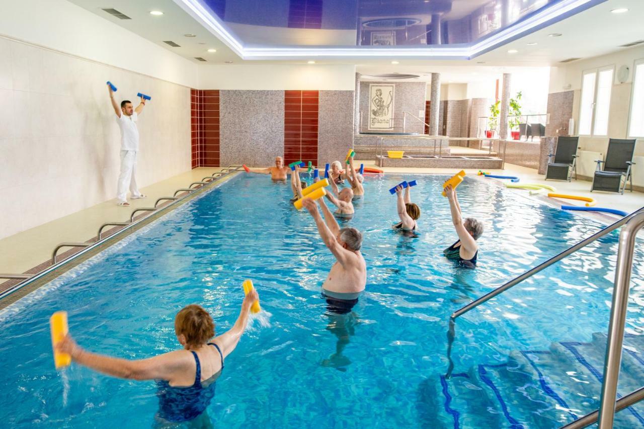Spa Hotel Diana Frantiskovy Lazne Exterior photo